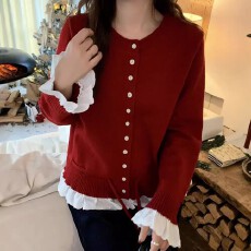 批发温柔风<b class='q'>荷叶边</b>拼接圣诞氛围感红色<b class='q'>毛衣</b>针织衫女秋冬新款mm收腰上衣