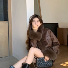 批发2025新款皮毛一体仿狐狸毛环保皮草<b class='q'>短款</b>外套拼接拉德复古毛毛大衣