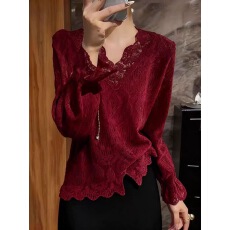 批发独特漂亮外穿内搭蕾丝<b class='q'>百搭</b>上衣女冬季轻奢高级感复古酒红色喇叭袖