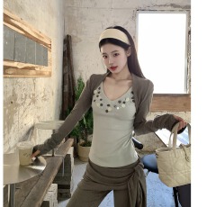 批发人棉260克巨好看V领吊带女春季绝美亮片内搭背心长袖坎肩上衣<b class='q'>套装</b>