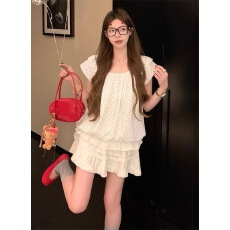 批发波点<b class='q'>蕾丝</b>拼接上衣+<b class='q'>蕾丝</b>拼接蛋糕裙设计感小众短裙两件套装夏新款
