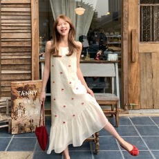 批发2026夏季韩版新款甜美碎花气质法式<b class='q'>无袖</b>背心拼接长裙连衣裙