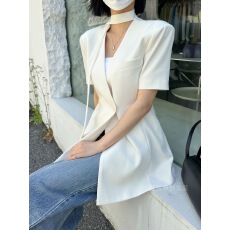 批发韩国东大门代购2026夏季净版V领修身显瘦短袖<b class='q'>西装</b>外套