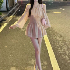 批发法式温柔露肩长袖收腰<b class='q'>雪纺</b>衬衫女夏季甜美套装休闲直筒短裤两件套