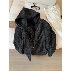 批发特<b class='q'>大码</b>300斤<b class='q'>韩版</b>加绒卫衣外套女豹纹连帽开衫冬