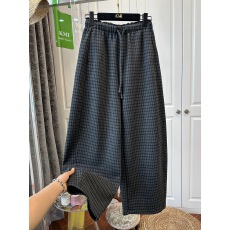 批发特大码300斤经典格子加绒保暖休闲裤女弯刀裤