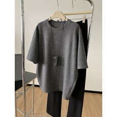 批发胖妹妹300斤大码松弛感软糯磨毛短袖打底衫女春<b class='q'>秋</b>内搭叠穿T恤上衣