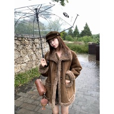 批发小君君布兰妮 9/22新 <b class='q'>街头</b>暖炉/100羊羔毛羊剪绒麂皮两穿外套