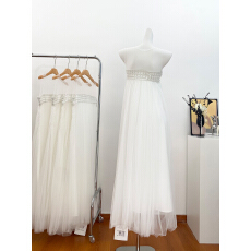 批发从一时刻冰涧高级感<b class='q'>网纱</b>钉珠白色无袖连衣裙or气质套装双版本