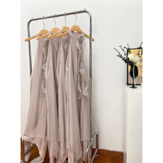 批发轻紫色挂脖吊带连衣裙女夏多巴胺新疆西北旅游海边度假沙滩长裙子