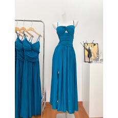 批发法式蓝色海边拍照度假吊带长<b class='q'>裙</b><b class='q'>礼服</b><b class='q'>裙</b>出片穿搭长款连衣<b class='q'>裙</b>