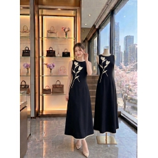 批发韩语琳 新中式国风黑色无袖<b class='q'>旗袍</b>连衣裙立体花朵修身鱼尾绝美长裙