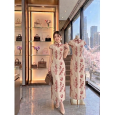 批发凌茜恣禾浮梦半生新中式红色订婚改良旗袍女春夏短袖连衣裙敬酒服