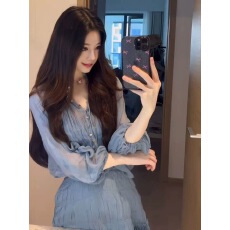 批发温柔甜美风蓝色灯笼袖修身<b class='q'>连衣裙</b>女夏季新款褶皱收腰短裙子