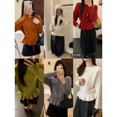 批发法式<b class='q'>甜美</b>减龄木耳边设计感上衣通勤风系带收腰显瘦针织衣