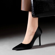 批发欧美风尖头浅口超高跟气质女鞋一脚蹬细跟性感高级感绸缎单鞋