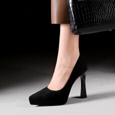 批发欧美风宴会<b class='q'>女鞋</b>尖头高跟鞋粗跟绒面浅口<b class='q'>百搭</b>防水台超高跟单鞋