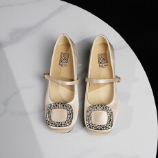 法式风水钻方扣绝美绸缎一字式扣带内增高中跟不累脚女鞋