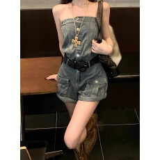 批发美式辣妹性感<b class='q'>抹胸</b>牛仔连体短裤女夏季新款设计感小众修身显瘦短裤