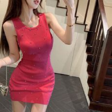 批发法式轻奢针织背心连衣裙女夏季2025新款辣妹包臀短裙