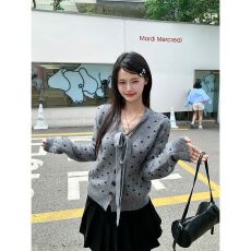 批发已出货 波点蝴蝶结系带显瘦毛衣<b class='q'>开衫</b>外套女秋冬百搭<b class='q'>针织</b>上衣