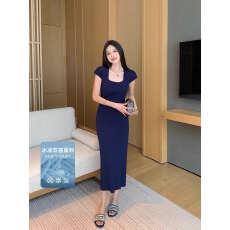 批发已出货 性感包臀裙连衣裙女2025年夏款修身气质垂感长款长裙