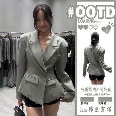 批发已发货 西装外套女2025年新款春秋装<b class='q'>时尚</b>洋气爆款气质小西服上衣