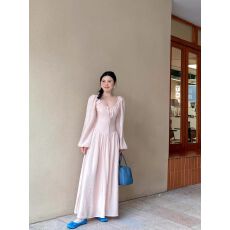批发已出货 <b class='q'>甜美</b>减龄粉色连衣裙2025年秋冬季新款显瘦绝美茶歇长裙子