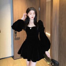 批发已出货 法式小黑裙高级感年会晚宴惊艳礼服<b class='q'>连衣裙</b>