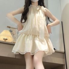 批发新款白色韩系挂脖无袖<b class='q'>连衣裙</b>气质短裙显瘦套头裙子女