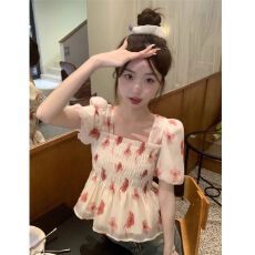 批发法式甜美<b class='q'>碎花</b>衬衫女夏季方领泡泡袖减龄洋气短袖<b class='q'>上衣</b>