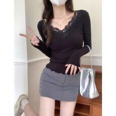 批发保暖V领长袖<b class='q'>T</b><b class='q'>恤</b>女新款纯欲蕾丝花边打底衫上衣