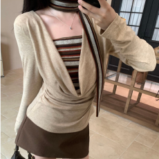 批发已出货秋冬甜美设计感条纹飘带辣妹假两件修身显瘦<b class='q'>上衣</b>女