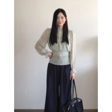 批发已发货 喇叭袖<b class='q'>雪纺</b>衫女早秋木耳边褶皱打揽<b class='q'>衬衣</b>修身收腰上衣