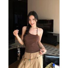 批发已发货 辣妹斜肩挂脖吊带背心夏季新款设计感上衣女