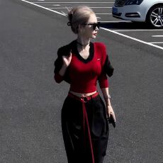 批发已出货 V领撞色假两件长袖<b class='q'>t</b><b class='q'>恤</b>女装上衣