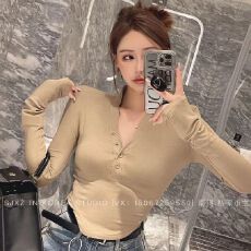 批发已出货 秋冬设计感V领韩版修身显瘦纯色打底衫<b class='q'>T</b><b class='q'>恤</b>上衣女