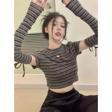 批发已出货 条纹长袖<b class='q'>t</b><b class='q'>恤</b>女秋季设计感小众修身短款辣妹别致上衣