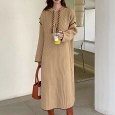 批发已出货 孕妇装<b class='q'>连衣裙</b>秋冬新款连帽宽松百搭中长款针织裙子