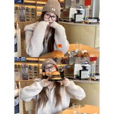 批发已出货 复古洋气时髦设计感拉链<b class='q'>毛衣</b>外套小个子巨好看的宽松上衣