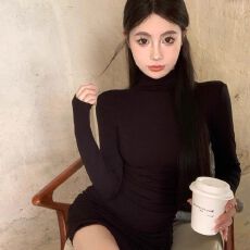 批发小众半高领长袖连衣裙女秋冬季纯欲修身显瘦打底裙收腰<b class='q'>包臀</b>短裙子