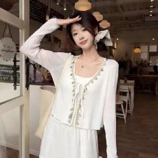 批发温柔风重工V领开<b class='q'>衫</b>冰丝防晒衣服夏季韩系配裙子针织<b class='q'>空调</b><b class='q'>衫</b>薄上衣