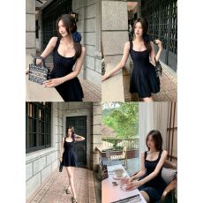 批发吊带连衣裙收腰设计感白色性感<b class='q'>百褶</b><b class='q'>短裙</b>