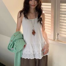 批发已出货 法式简约温柔风下摆花边<b class='q'>吊带</b><b class='q'>背心</b>夏<b class='q'>季</b>新款百搭宽松叠穿