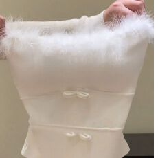 批发已出货 法式简约辣妹风毛领拼接设计感小众抹胸吊带<b class='q'>夏</b>季新款上衣