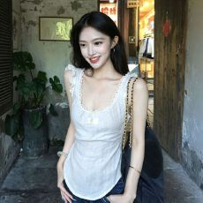 批发法式简约纯欲风亚麻花边设计感小众宽松吊带背心夏季新款上衣女