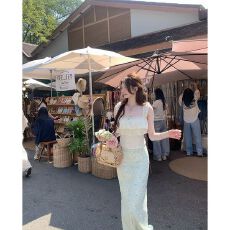 批发法式复古纯欲风碎花印花设计感小众<b class='q'>半身裙</b>夏季新款显瘦包臀裙