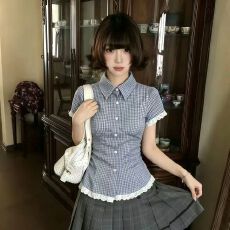 批发韩系简约学院风格子<b class='q'>衬衫</b>拼接蕾丝设计感小众短袖<b class='q'>T</b><b class='q'>恤</b>夏季新款上衣