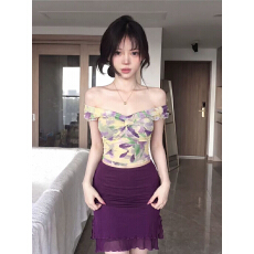 批发法式复古辣妹风碎花一字肩短袖+显瘦百搭A字裙两件套女