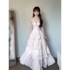 批发带胸垫 法式简约纯欲风吊带连衣裙夏季<b class='q'>新款</b>宽松高级感气质<b class='q'>长裙女</b>